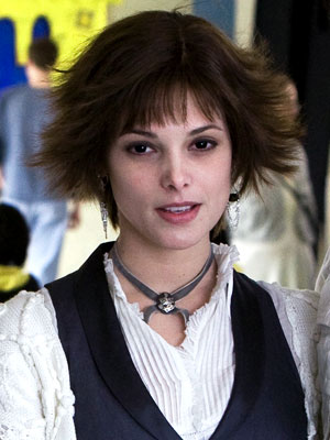 ashley-greene_l.jpg